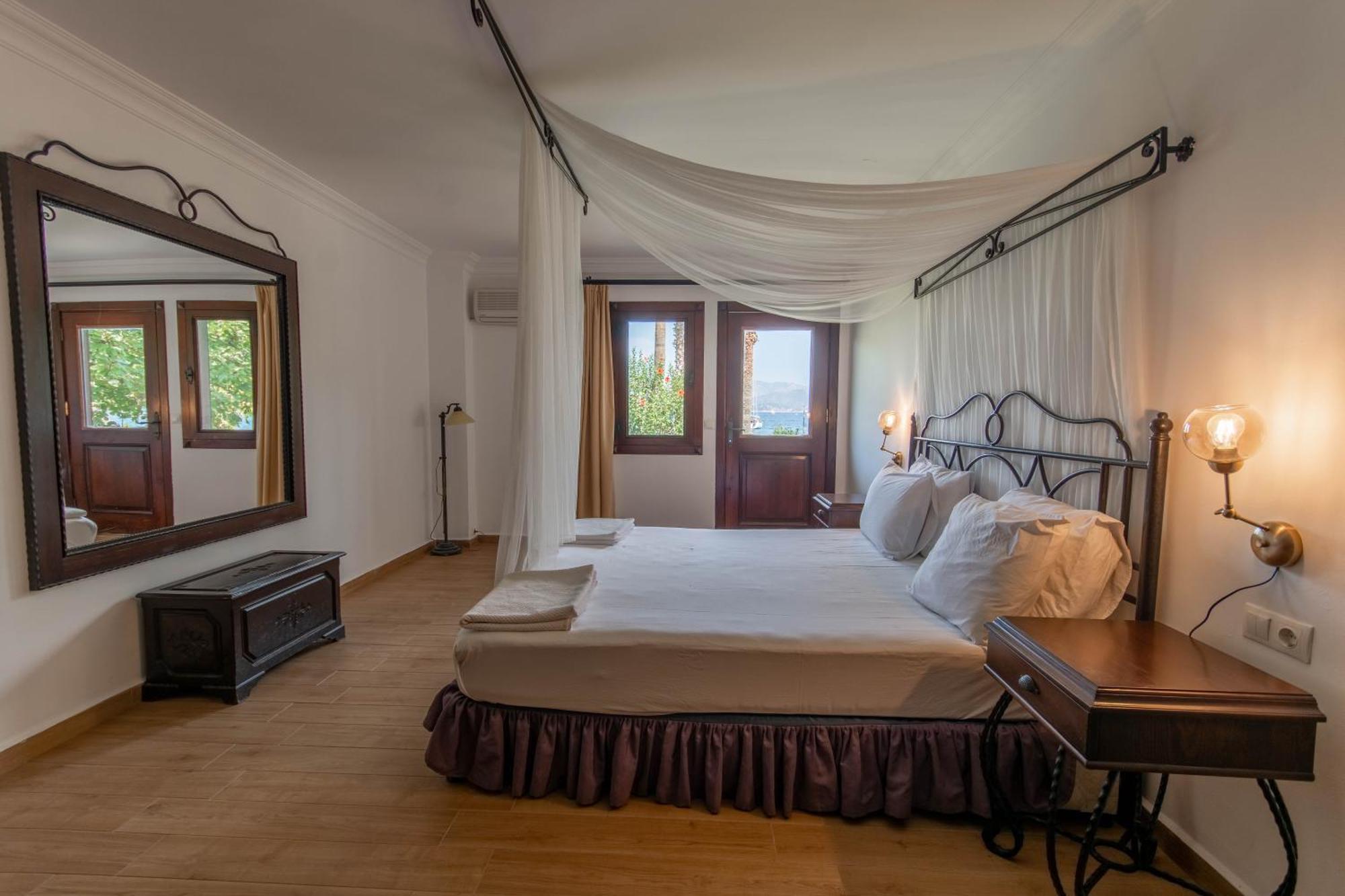 Maris Butik Hotel Turunc Exterior photo